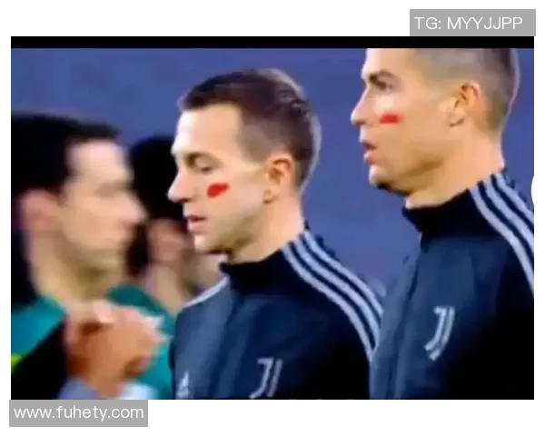 足球明星帅气对比视频揭示他们的魅力与风采谁才是球场上的颜值担当